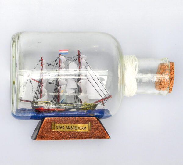 Ship in bottle (large)